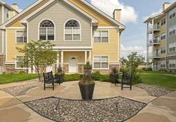Image of Regency Hill Apartments in Woodbury, MN