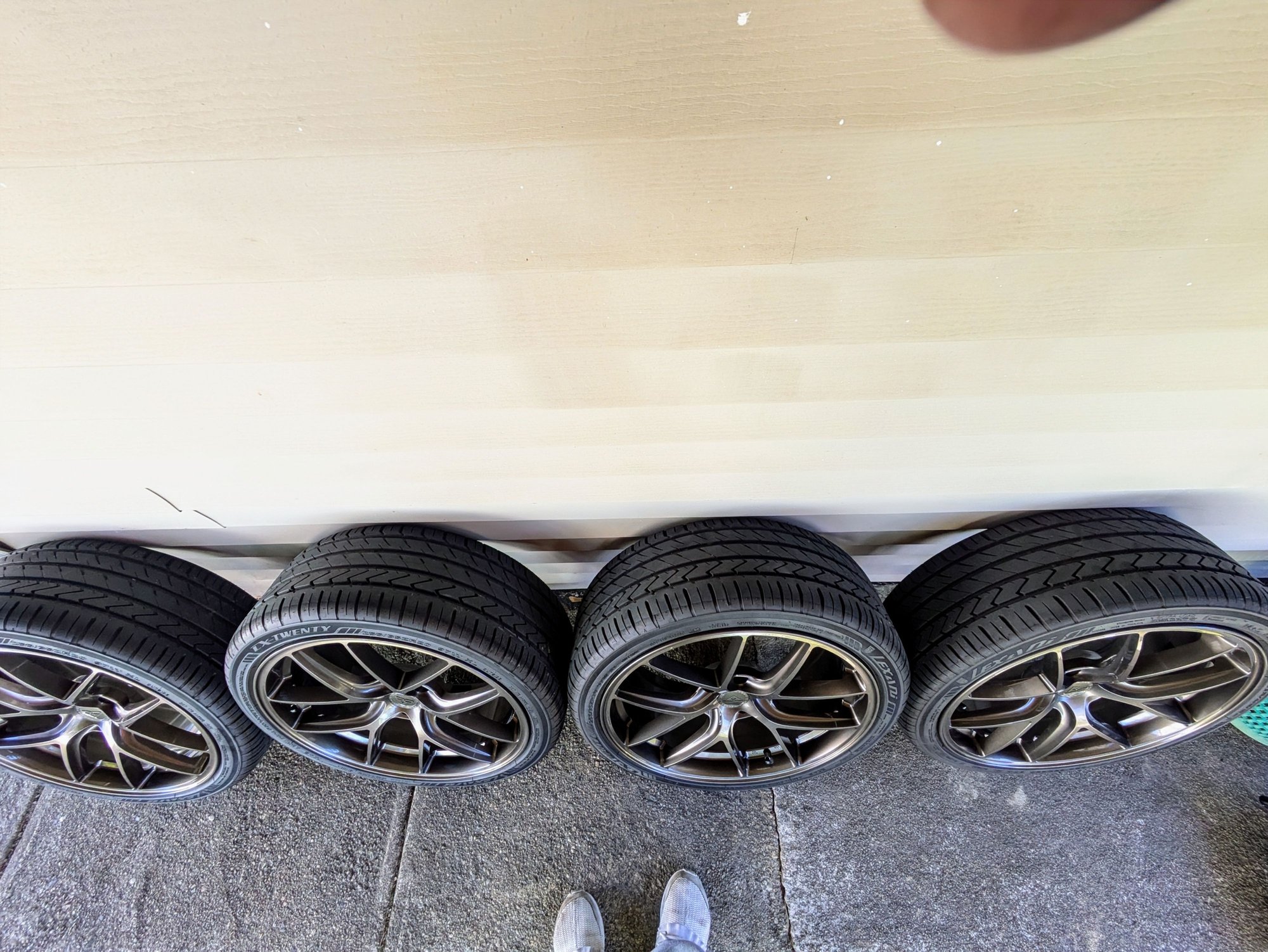 Wheels and Tires/Axles - Fs: 20×8.5 +38/5×114.3 - Used - All Years  All Models - Fall River, MA 02721, United States