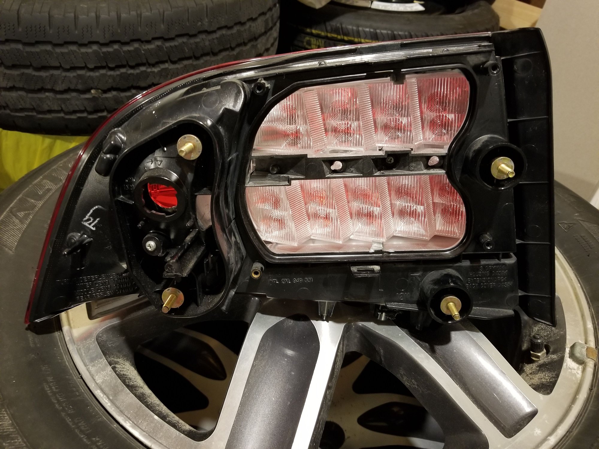 Lights - EXPIRED FS: Acura TL 3G 2004-2005 Tail Lights (fit 04-08) - Used - 2004 to 2008 Acura TL - Toronto, ON L4L9M9, Canada