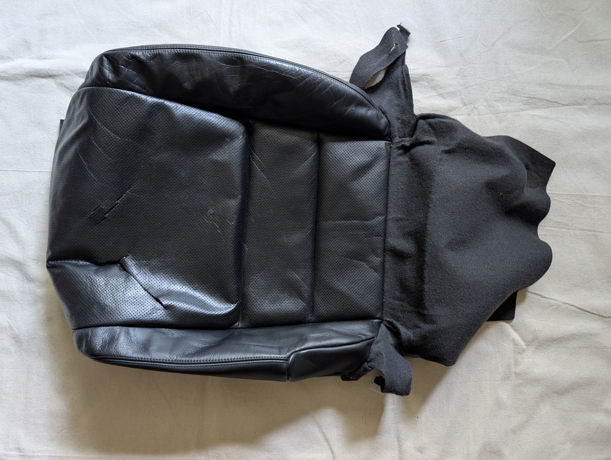 Interior/Upholstery - Free + Shipping Original OE Torn 2006 Acura TL Passenger Front Seat Cover Ebony Black - Used - 2004 to 2008 Acura TL - Willow Grove, PA 19090, United States