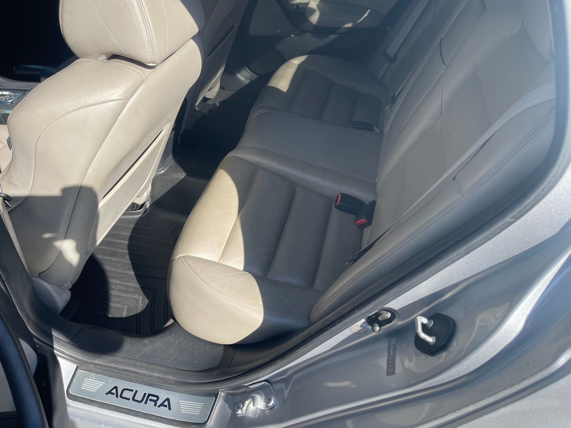 2007 Acura TL - *******2007 acura tl type s-needs engine work****** - Used - VIN 119UUA76557A01037 - 216,000 Miles - 6 cyl - 2WD - Automatic - Sedan - Silver - Altamonte Springs, FL 32701, United States