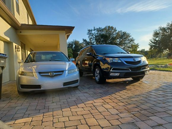 Had the kids close out the weekend washing the cars.  First time stepping back and letting them have at it (instead of me telling them just let me do it lol)