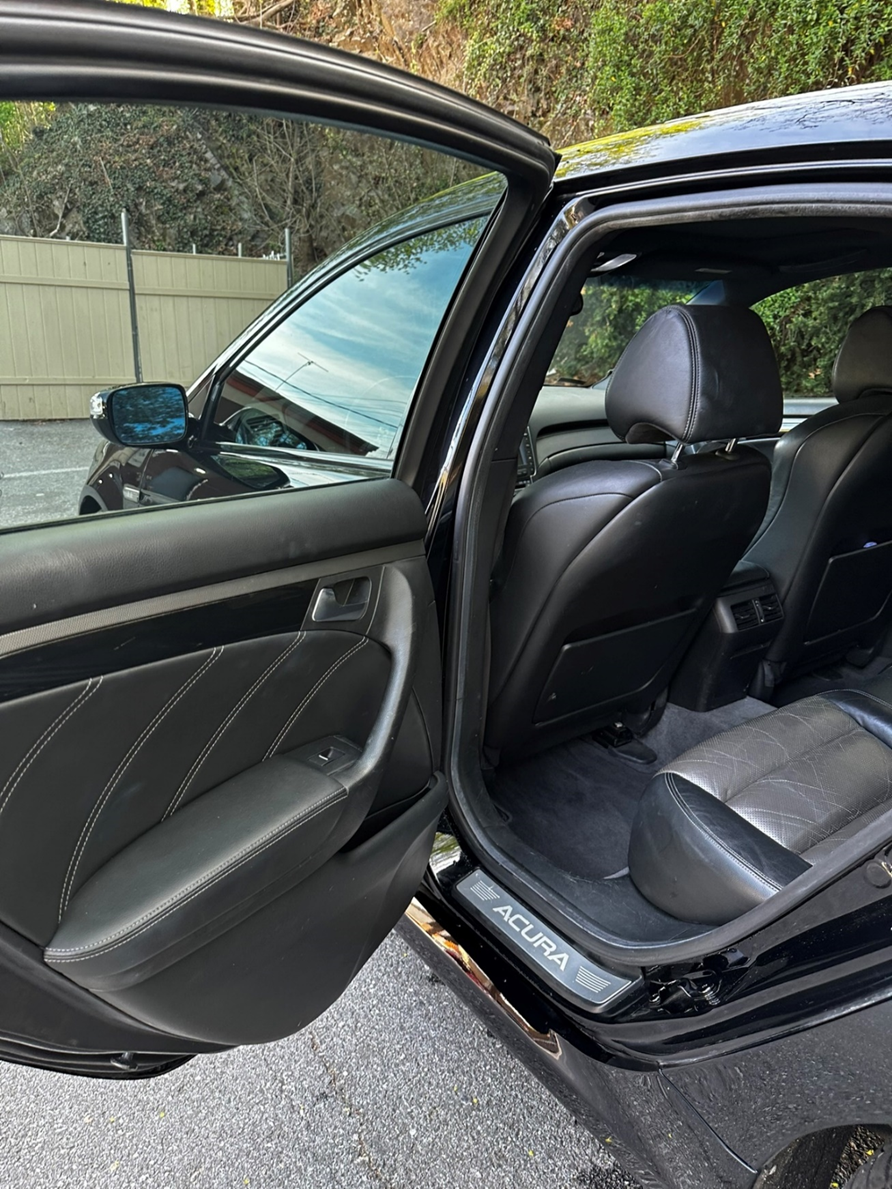 2008 Acura TL - 2008 TL-S, Type S, Nighthawk Black Pearl, Automatic - Used - VIN 19UUA76598A022550 - 117,000 Miles - 6 cyl - 2WD - Automatic - Sedan - Black - New York, NY 10038, United States