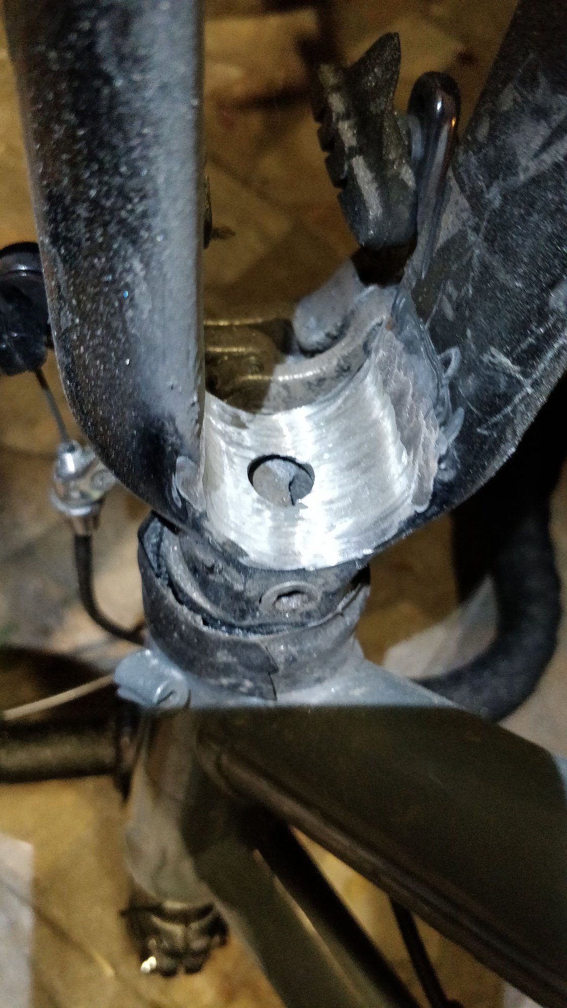 Bike Forums - Using angle grinder to make clearance from Road->gravel bike