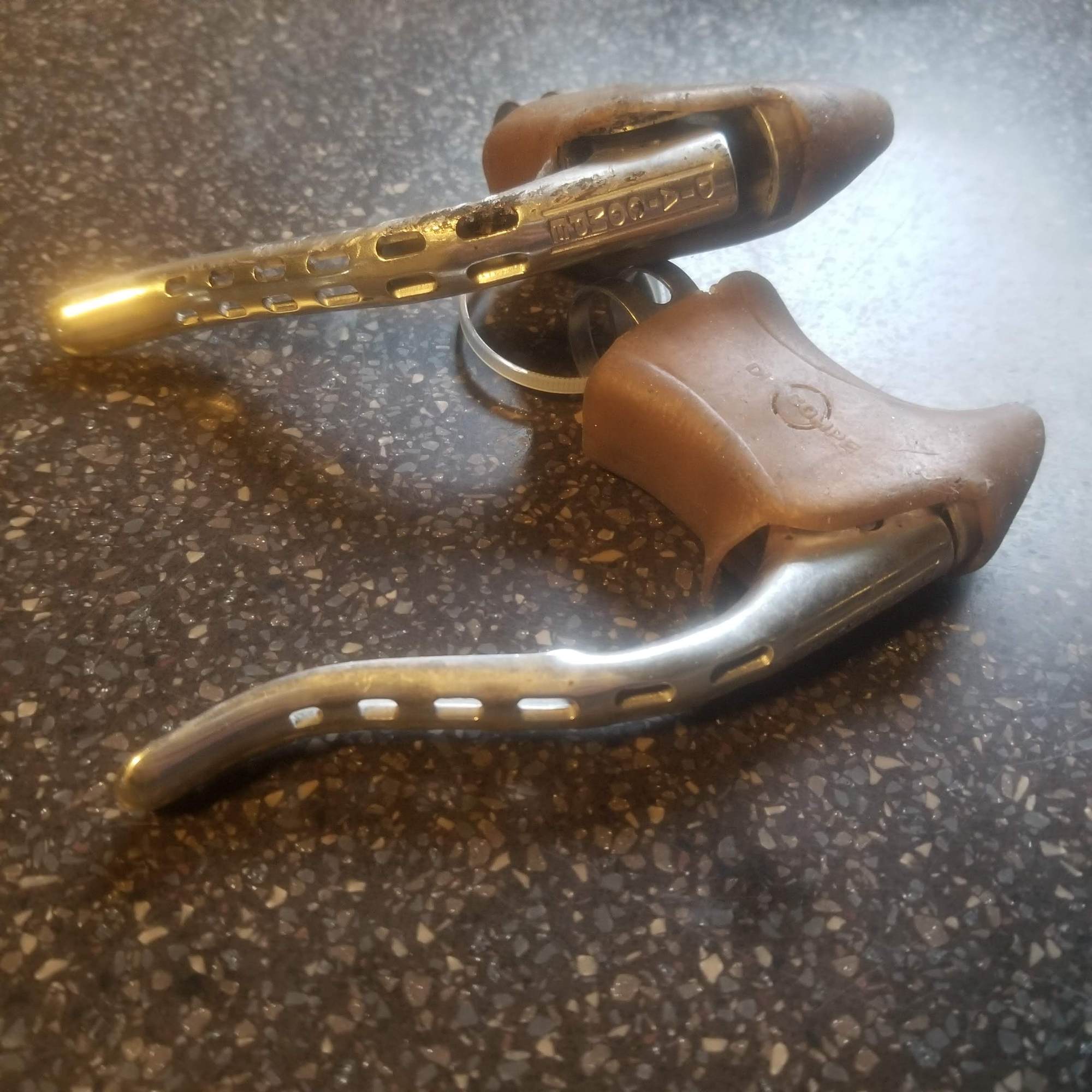 Bike Forums FREE NonAero Brake Levers (5 pairs)