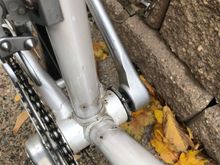Some more paint issues in the bottom bracket area but really no rust.
