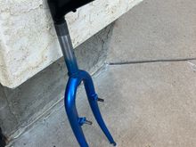 Well fork is assembled after weeks of waiting for favours from a couple buds to help get it done. Both came out real nice and once decals get applied i will mount them up.