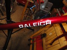 Down tube decal detail.