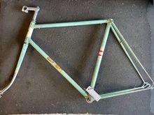 Quemener 58cm
$150