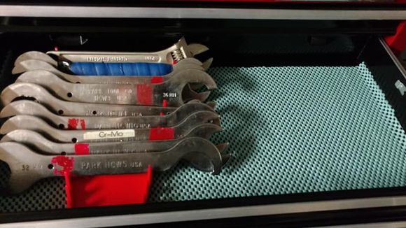 Just a cheap wrench hanging organizer from Anaconda 