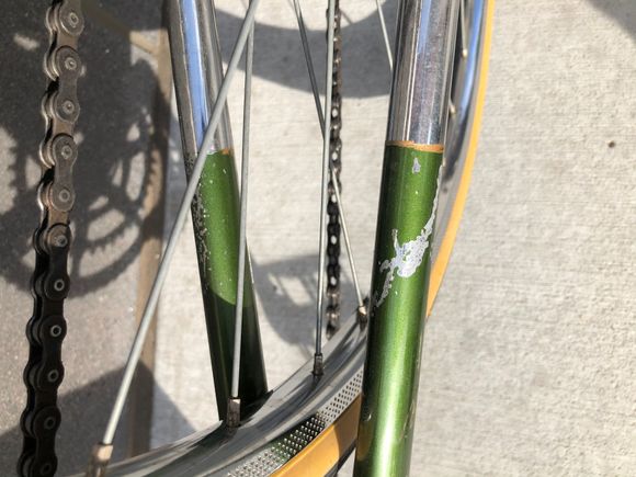 Both chainstays have missing paint 