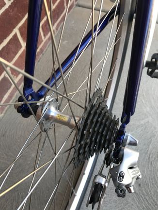 Shimano 400CX hub