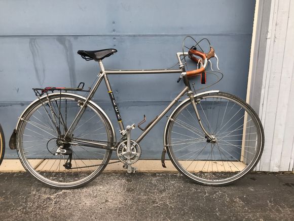 24” (60cm)