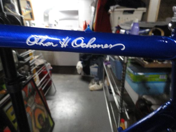 Othon's signature on both sides of top tube.