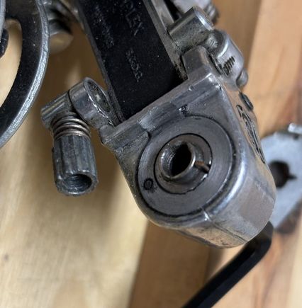 Bolt with slot and key