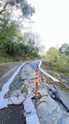ROAD CLOSED AHEAD…if you’re a car. The Wildcat Canyon climb has been closed for a while (1.5 years?) and likely to be closed to cars for a while still. It’s nice not to have to share the road! ;)