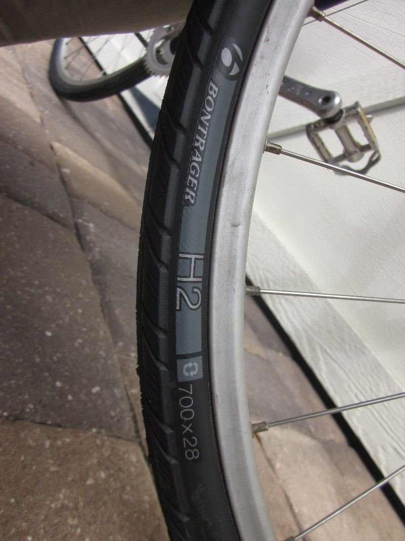 best anti puncture bike tyres