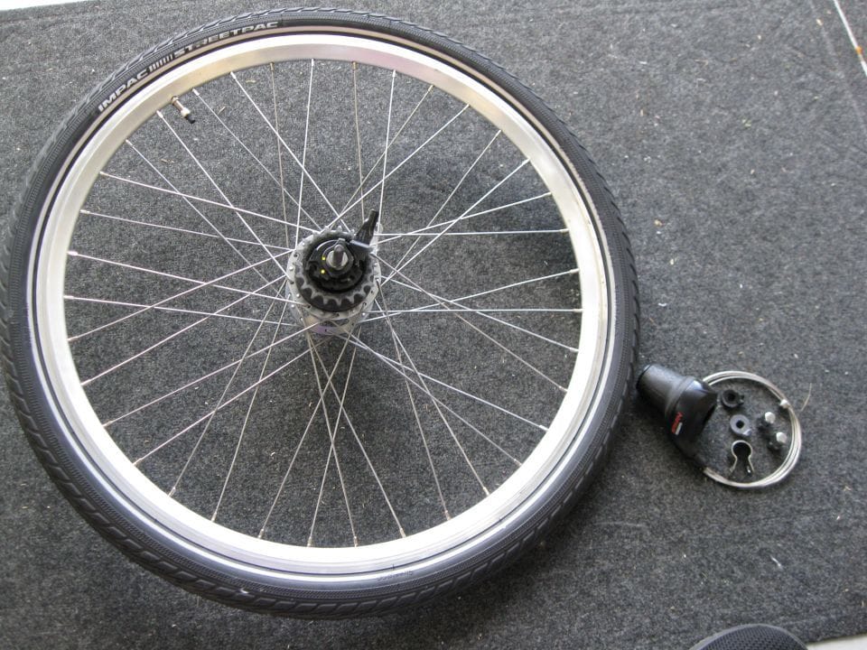 shimano nexus 7 speed wheelset with shifter