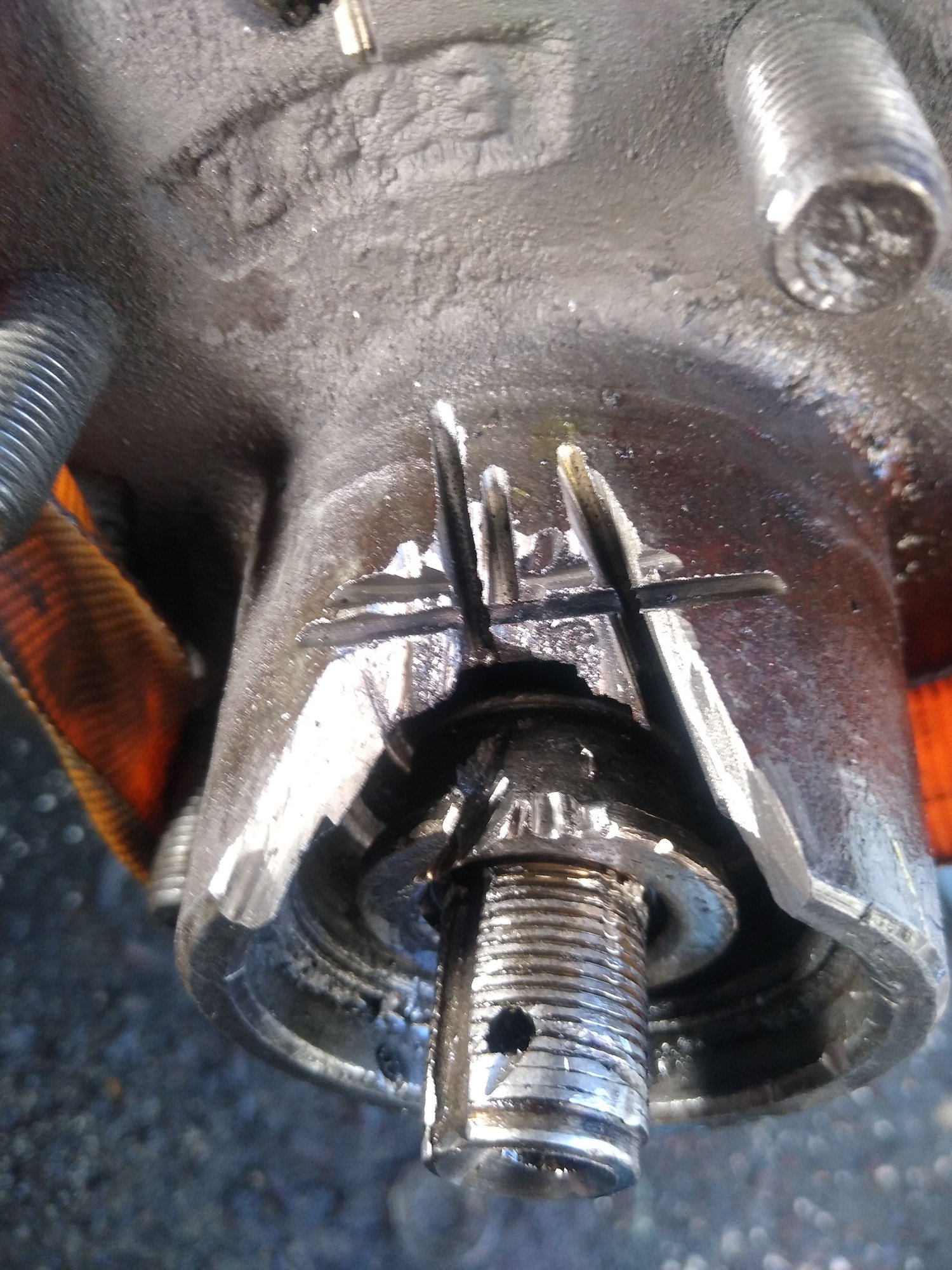 Seized wheel bearing Blazer Forum Chevy Blazer Forums