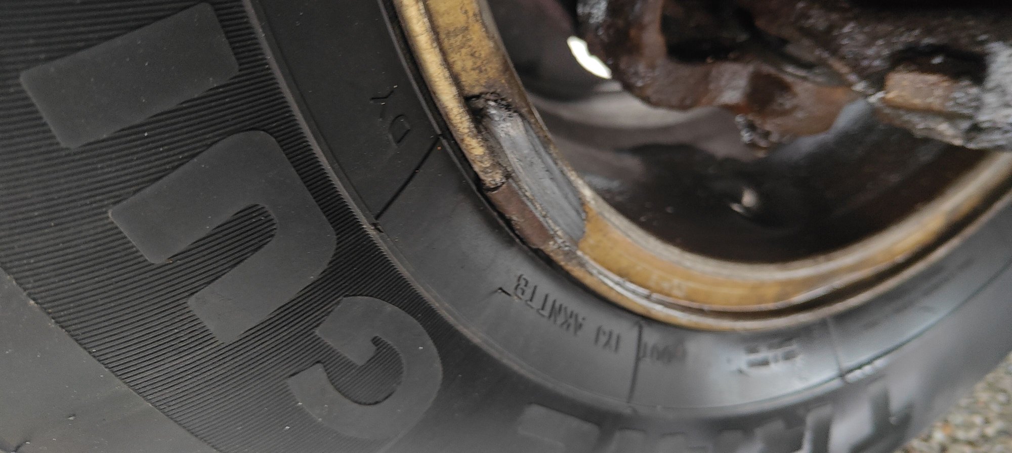 Wheel weight on the passenger side