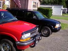 2000 Blazer, 2001 jimmy in background
