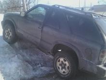 pile of snow oust side work, all stock suspension as we can tell. for now anyway.:)