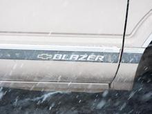 everyone does a pic of the logo with mud i figured id do mine with snow