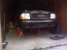 20100417 S15 OnStands03