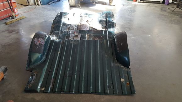 rear floor pan from 97 jimmy 4dr