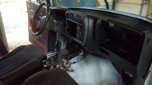 yelliw wire broken at nuetral safety