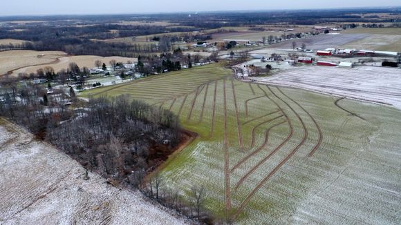 An example of a mostly pattern tiled field - not our work, but the field is just south of my house so I fly over it all the time.