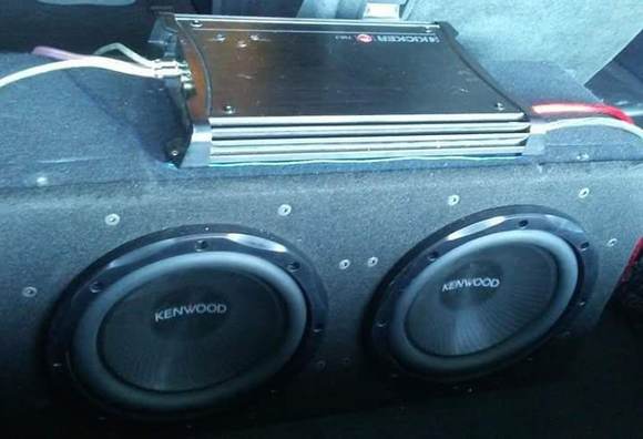 Running these badboys with the factory Bose speakers powered by a touchscreen Pyle head