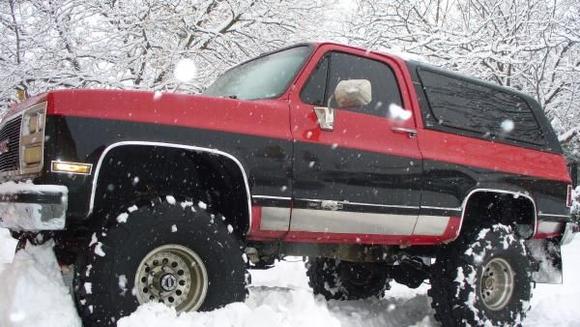 1989 GMC JIMMY....Full of Rockford Fosgate
