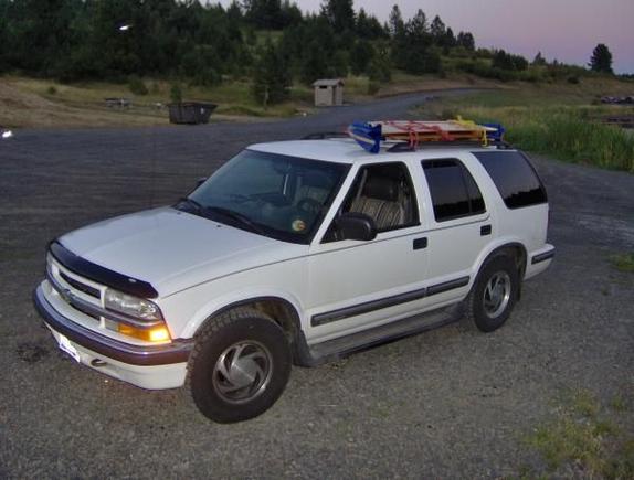 With my folding dinghy (an Origami 6) on the roof rack at a local lake.