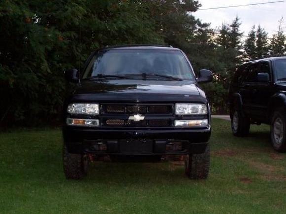 2" Body lift, 2" Shackles, 1" T-Bar - Z85 Susp. package and 235/75/15 BFG AT KO