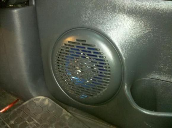 New door speakers
