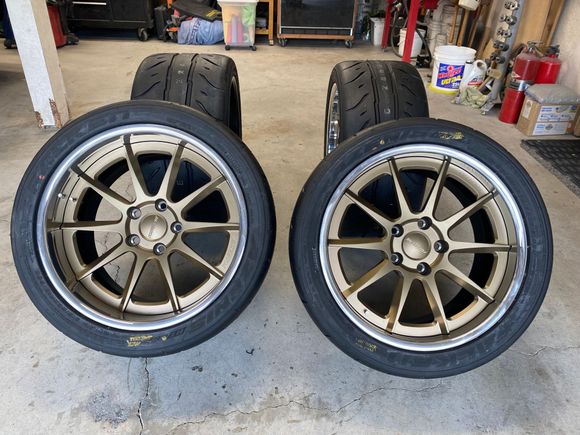 Fulken Azenis RT660
275/35-18 front
315/30-18 rear