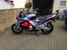 CBR 600 f2