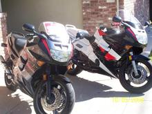 this is my 93 cbr1000f with 21k on it.. nicknamed it the screamer as it ran like a bat outta hell.. and my 94 cbr1000f with 10k on her.. so much tamer.. sold the 93..