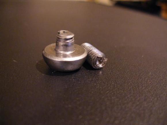 Broken rotor bolt. Rotor bolts are not meant to be used twice!