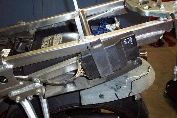 F4 L side subframe - closeup of ECU