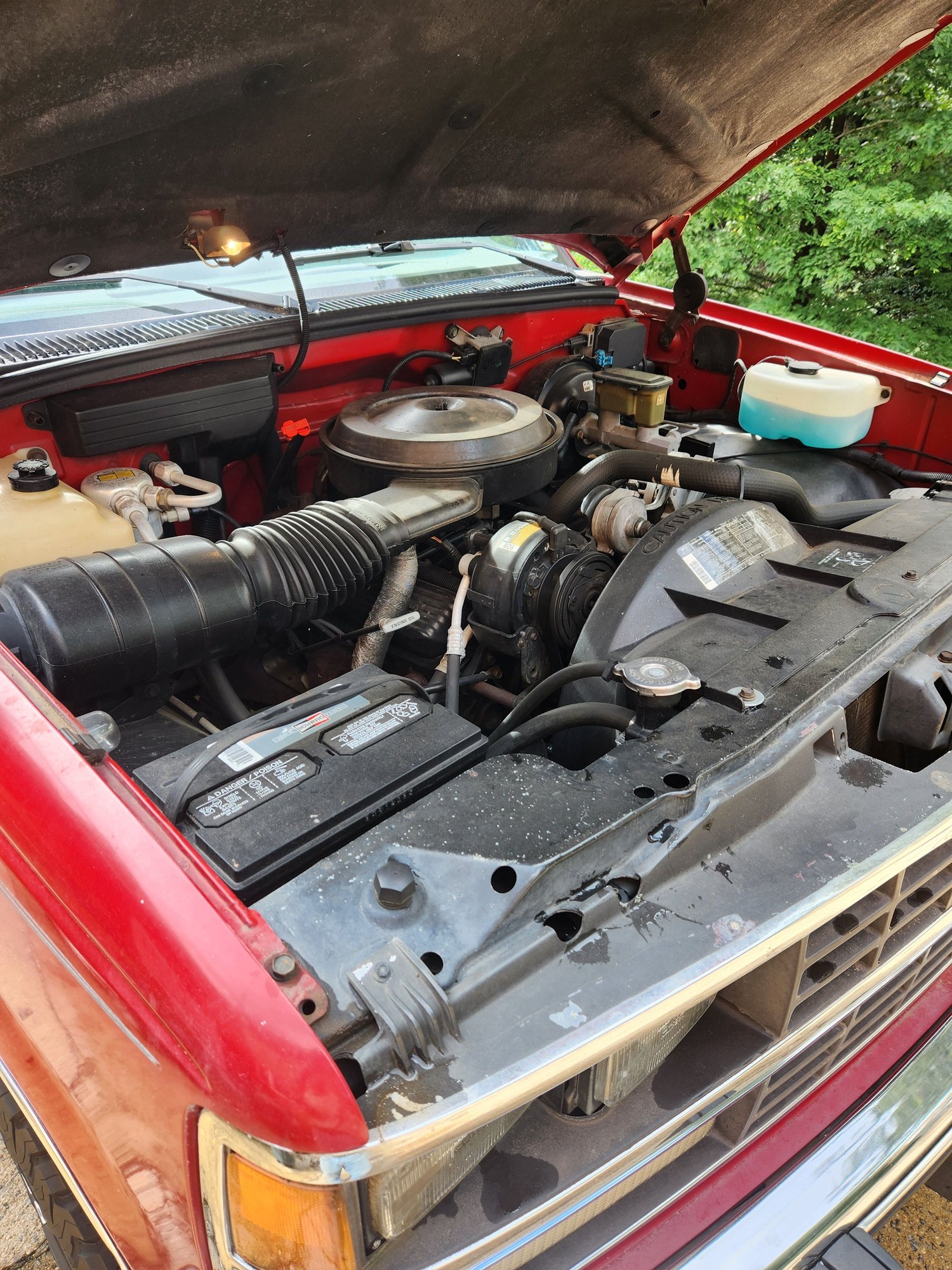 1989 Chevrolet K1500 - 1989 Chevrolet Silverado 4x4 Regular cab SWB - Used - VIN 1GCDK14K7KZ263341 - 113,000 Miles - 8 cyl - 4WD - Automatic - Truck - Red - Charlottesville, VA 22903, United States