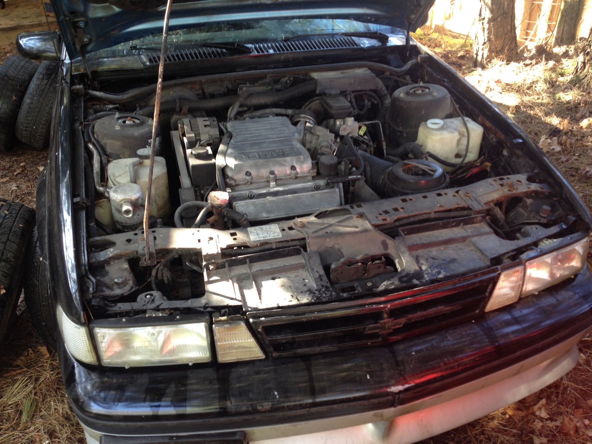 1990 Chevrolet Cavalier - 1990 Chevy Z24, RARE 5 speed tranny and V6/2.8L engine part out - Kincardine, ON N2Z 0C, Canada