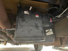 Canister mounted on fuel tank