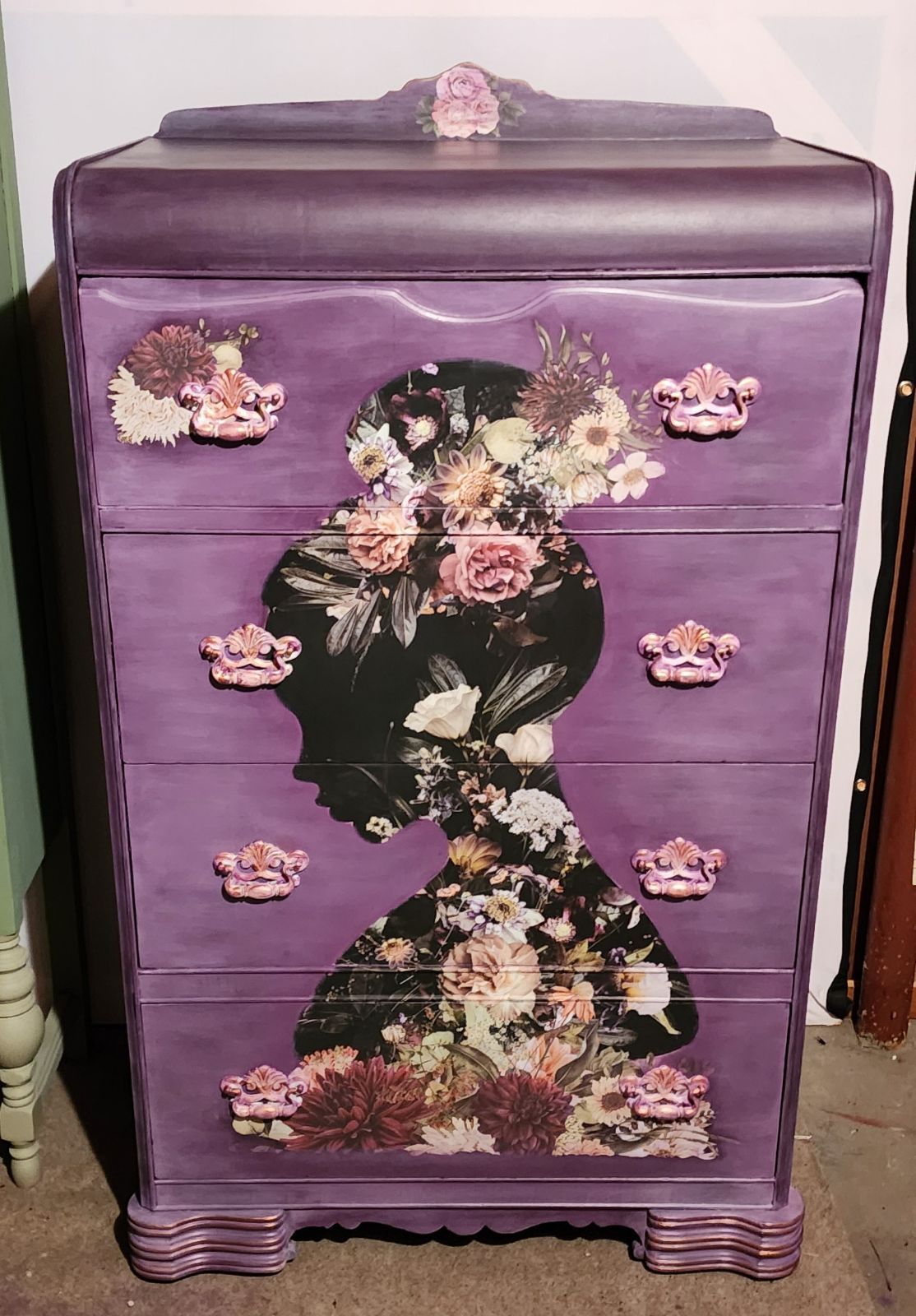 Dawn just finished this large chest-of-drawers today.  Targeted for use in a younger girl's room.  My younger daughter would have loved this when she was little, purple is her favorite color.