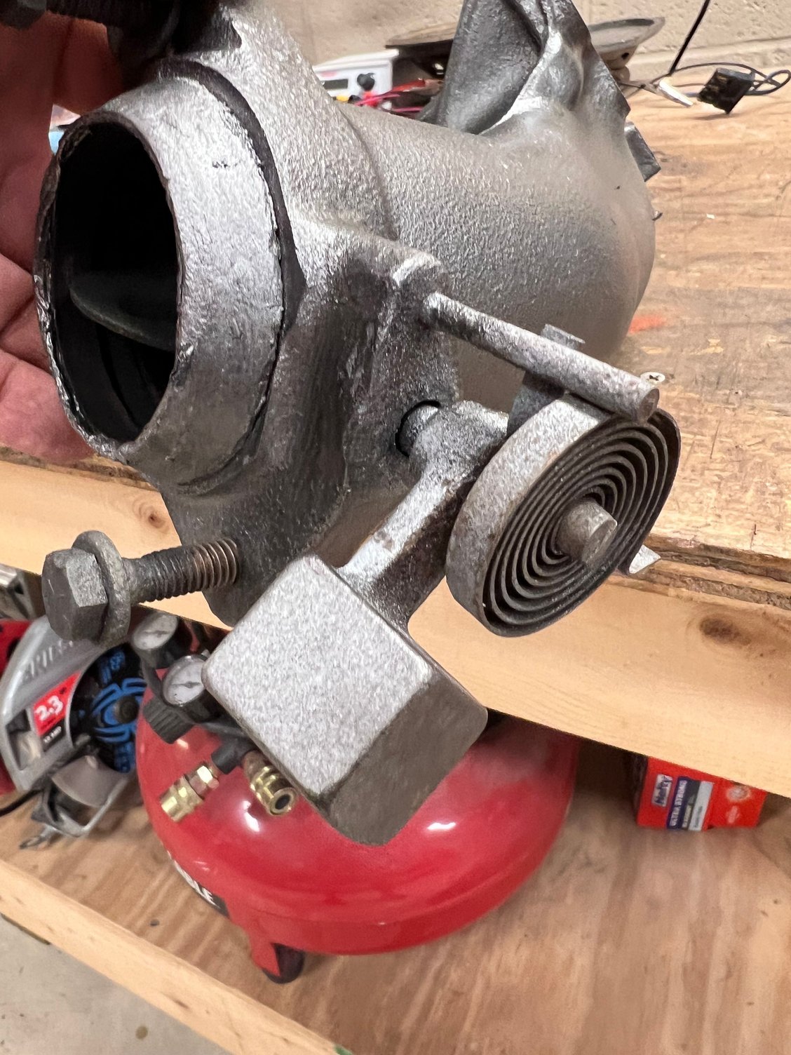 ‘67 Toronado exhaust heat riser spring attachment