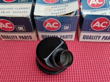 NOS 66-67 Cutlass 442 V8 Breather Cap in original GM boxes.
Gm # 6424244 - FB 56.
May show slight shelf ware. 
$35 Each