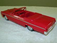 1963 Oldsmobile Starfire Convertilbe Promo Model Car