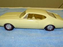 1968 Oldsmobile Cutlass 442 Hardtop Promo Model Car