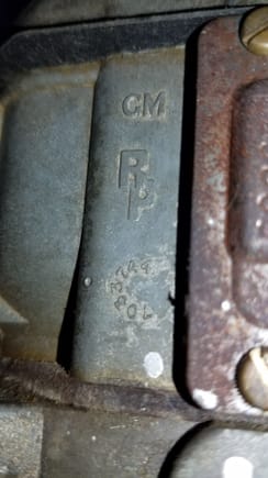 Carb 2 - Stamp below the "RP" is 7033744, same as Carb 1.